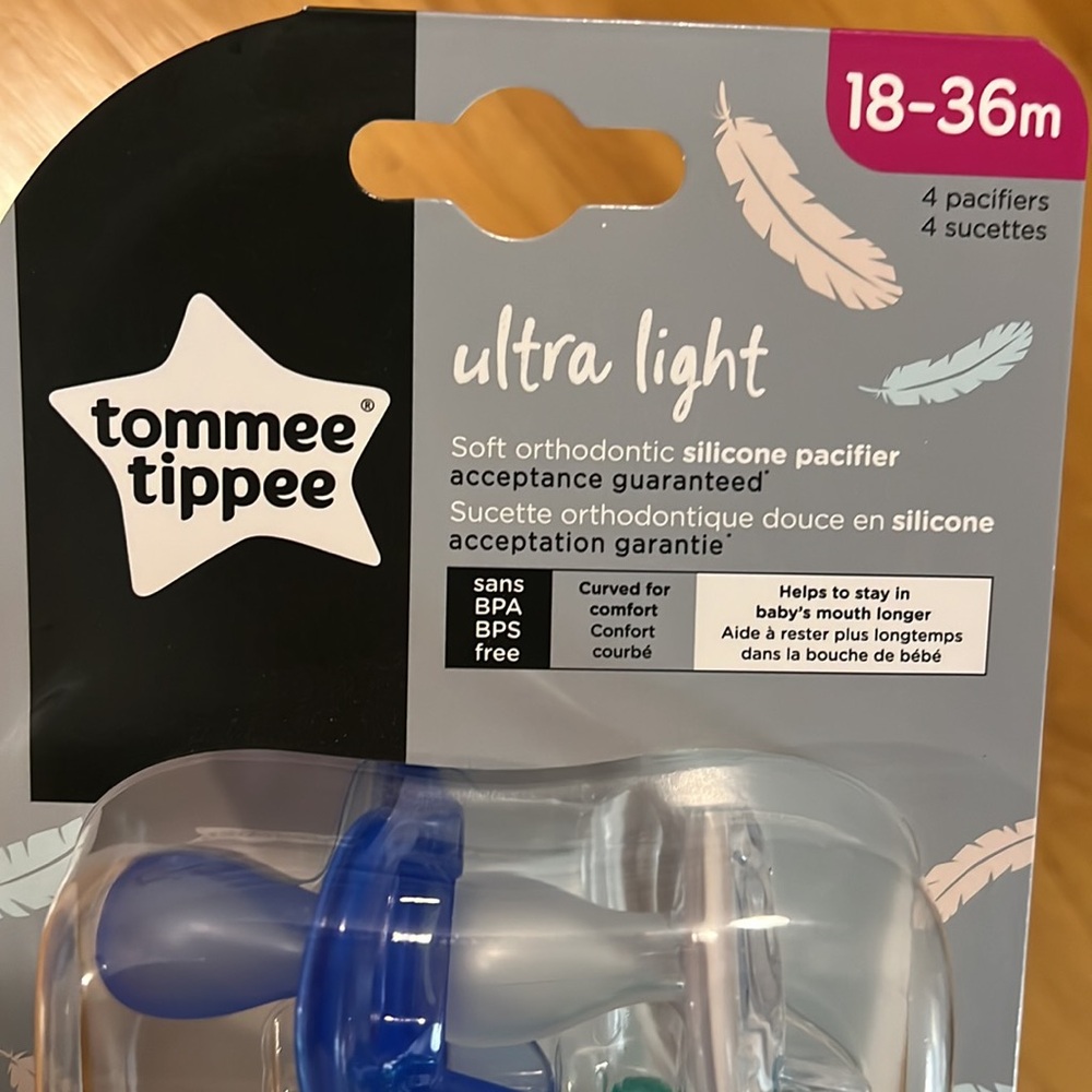 Pacifiers - Picture 4 of 4